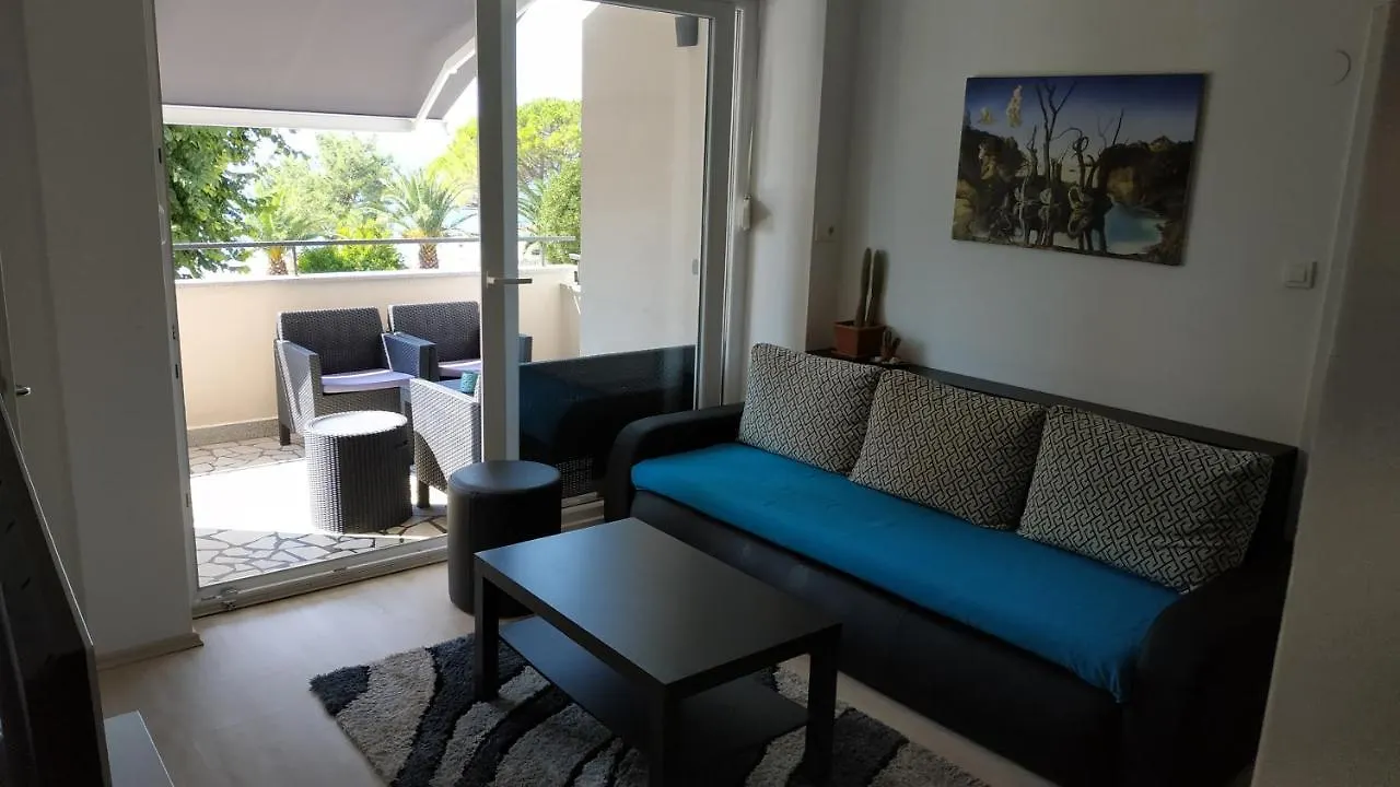 Apartman Katnic By The Beach Crikvenica Apartment
