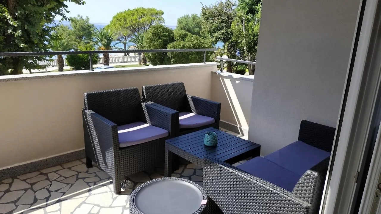 Apartment Apartman Katnic By The Beach Crikvenica Croatia
